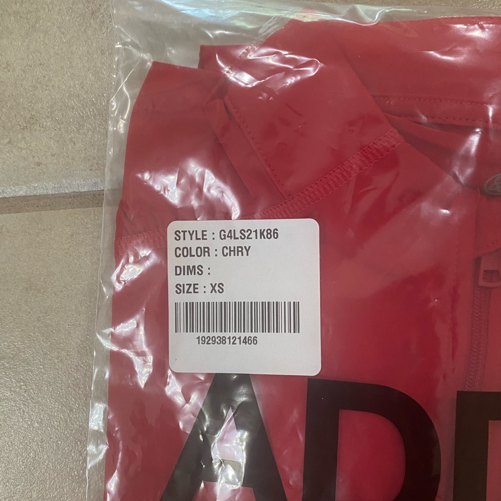 G/Fore cherry red zip up - Picture 3 of 4
